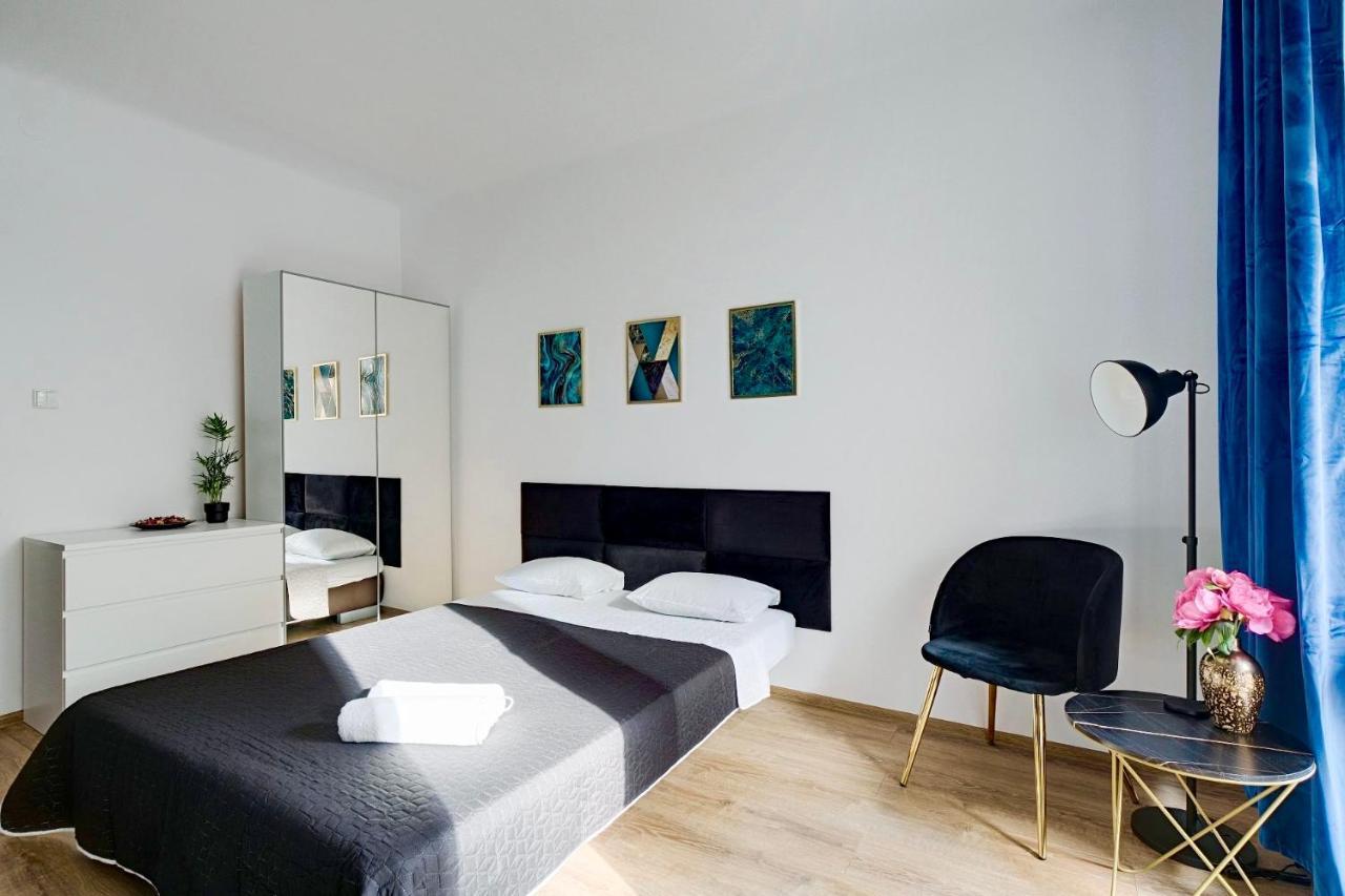 Charming Apartment In The City Center Warszawa Zewnętrze zdjęcie